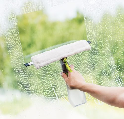 Ablaktisztító adagoló tartállyal szórófejjel UR-3348